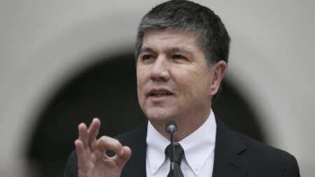 Venezuela no autorizó llegada de avión con migrantes expulsados desde Chile