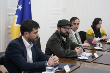 Boric anuncia expropiación de Club Hípico en Punta Arenas para que sea «nuestro Central Park»