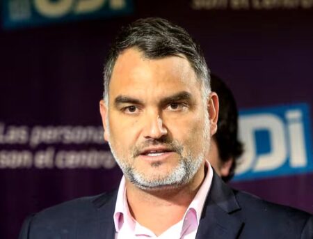 Javier Macaya renuncia a la presidencia de la UDI