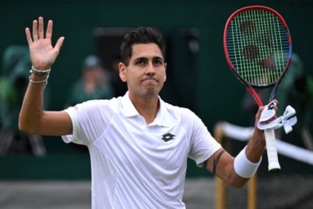 Tabilo supera al local Evans y avanza en Wimbledon