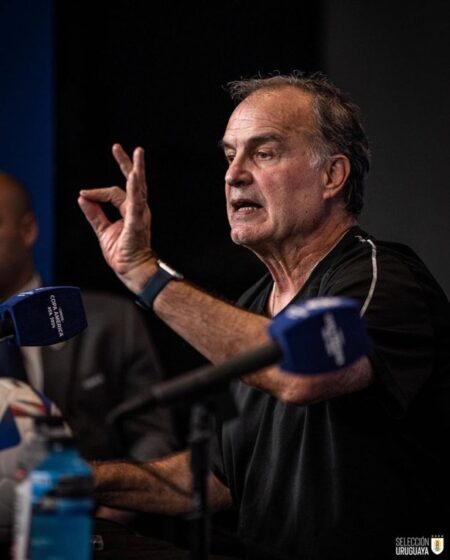 Conmebol abre expediente al ‘Loco’ Bielsa: qué castigos arriesga el DT