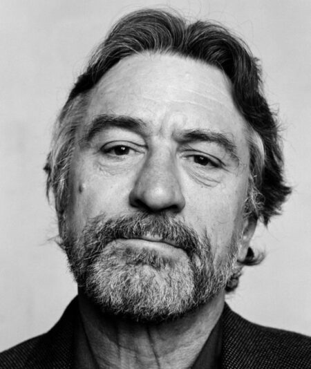 Video: «Piquero» de Robert De Niro desde 9 metros para celebrar su cumpleaños 81
