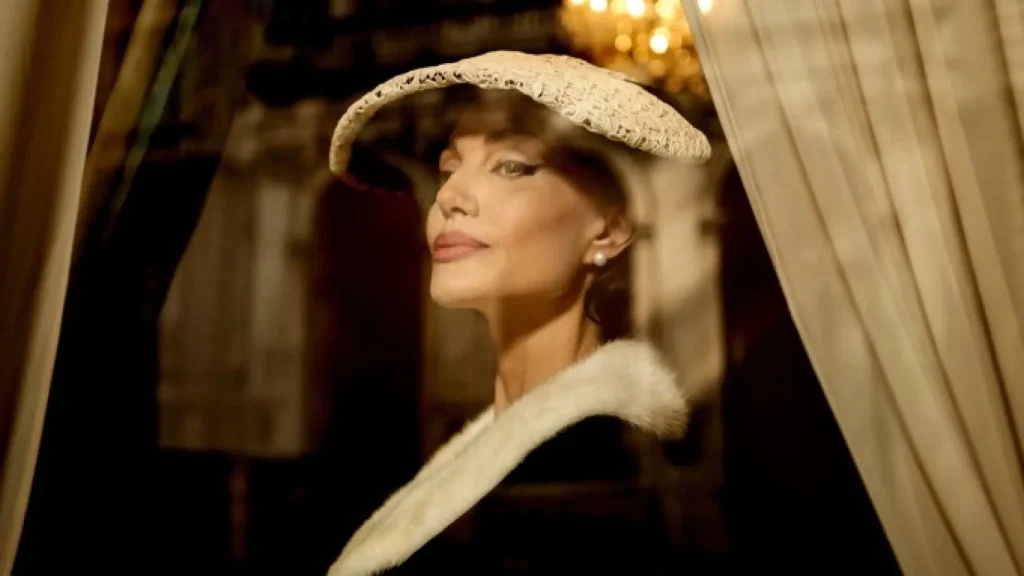 Angelina Jolie en María