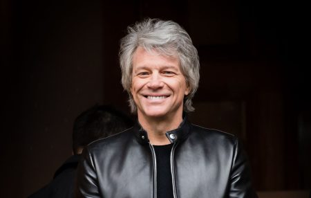 Jon Bon Jovi salvó a una mujer que pretendía lanzarse desde un puente