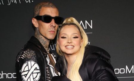 Hija de Travis Barker comparte tierno video sobre los mensajes que le deja el baterista: «Es mi héroe»