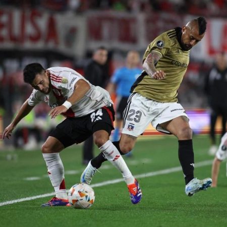 Colo Colo cae ante River y se despide de la Libertadores