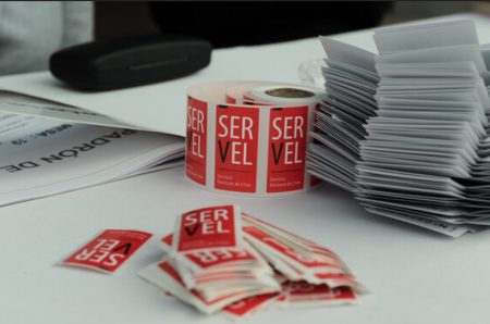 Revisa aquí si serás vocal de mesa: Servel publica lista definitiva para las Primarias 2025