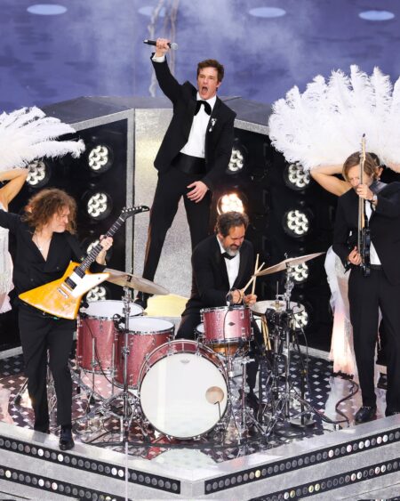 The Killers enciende la final de Champions con show previo al Arsenal vs PSG